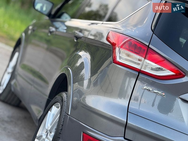 Внедорожник / Кроссовер Ford Kuga 2014 в Дрогобыче