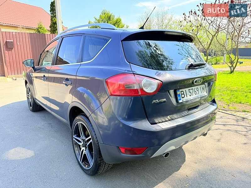 Позашляховик / Кросовер Ford Kuga 2011 в Харкові