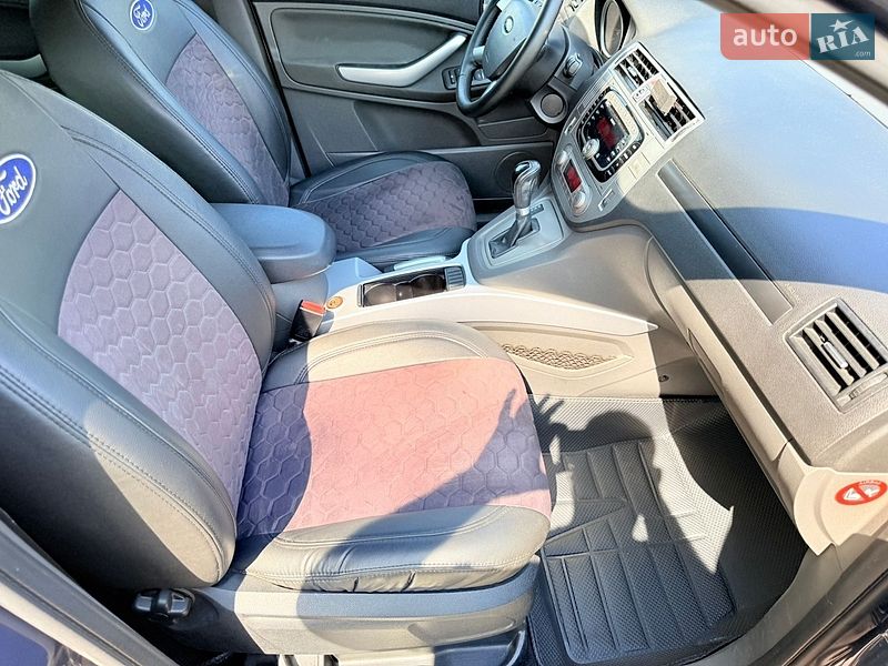 Позашляховик / Кросовер Ford Kuga 2011 в Харкові