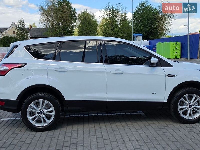 Внедорожник / Кроссовер Ford Kuga 2019 в Коломые