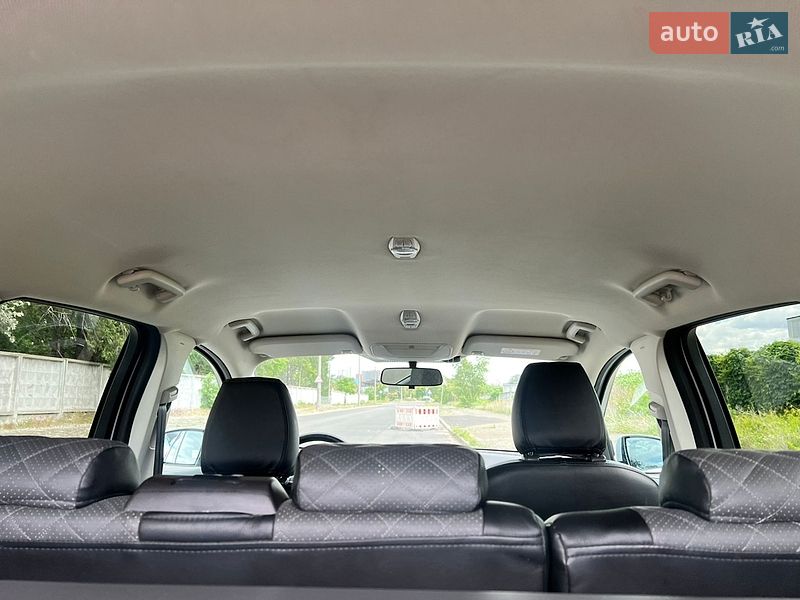 Позашляховик / Кросовер Ford Kuga 2017 в Києві