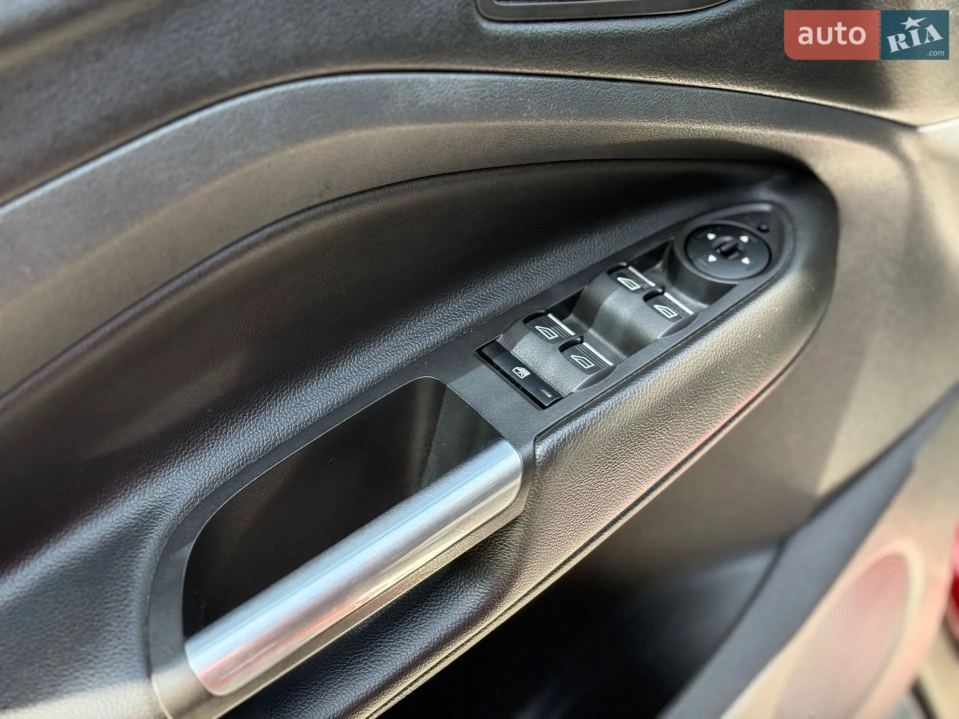 2015 Ford Kuga - мініатюра 35