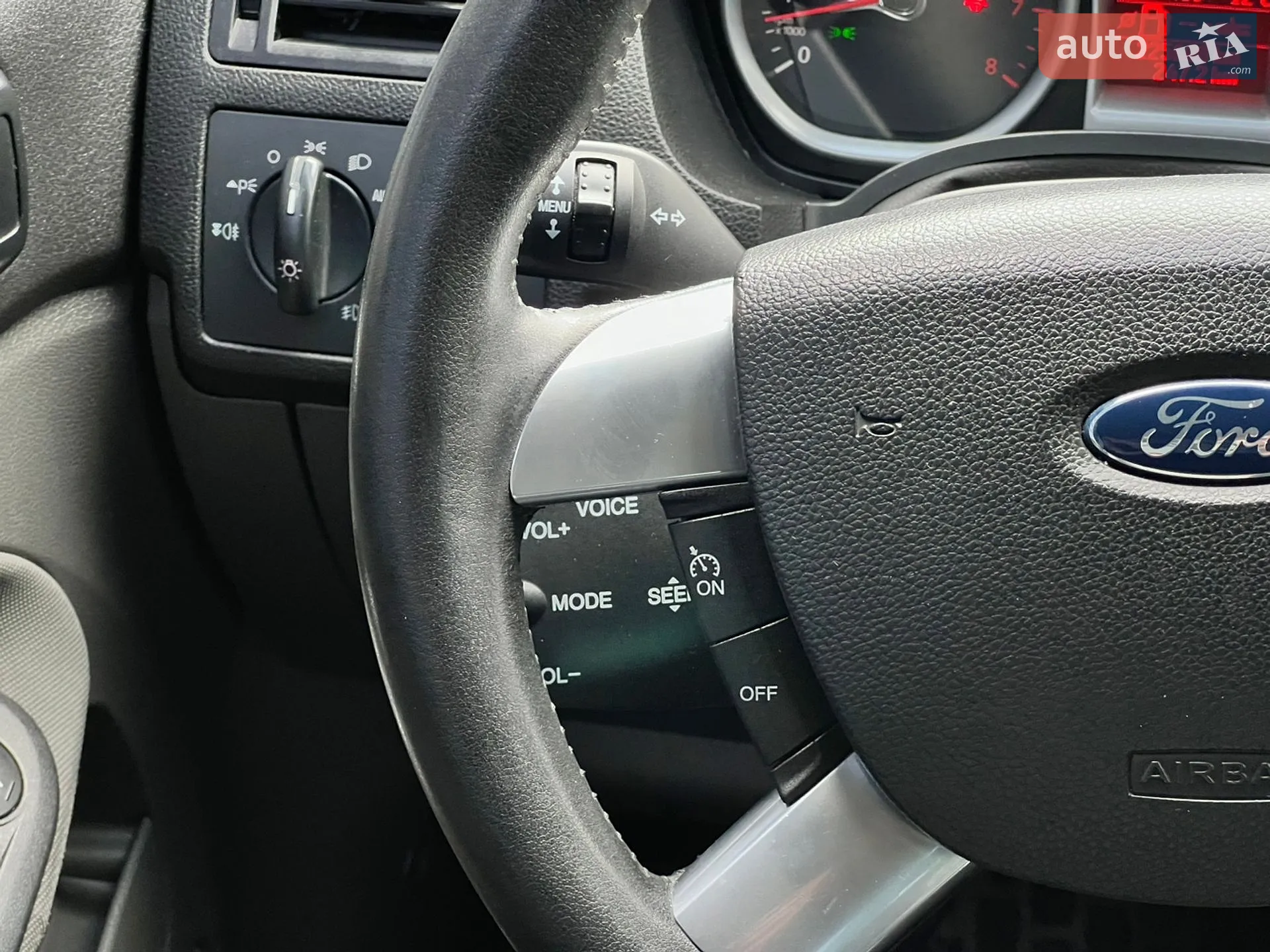 2011 Ford Kuga - мініатюра 38