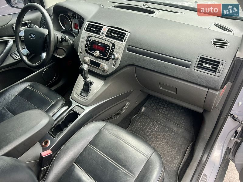Позашляховик / Кросовер Ford Kuga 2011 в Києві