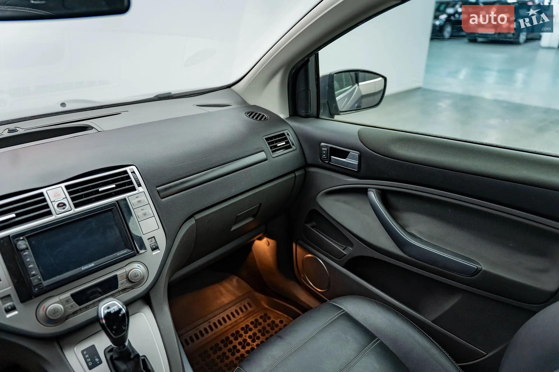 2012 Ford Kuga - мініатюра 13