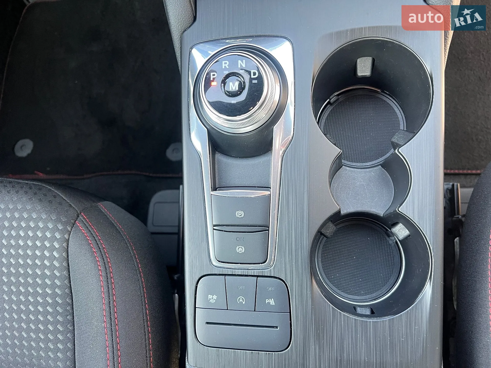 2021 Ford Kuga - мініатюра 27