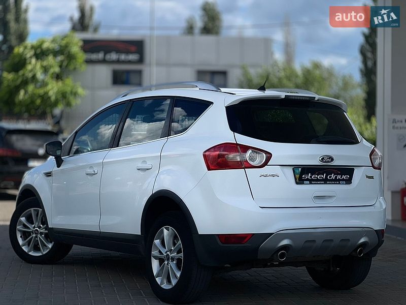 Внедорожник / Кроссовер Ford Kuga 2012 в Николаеве
