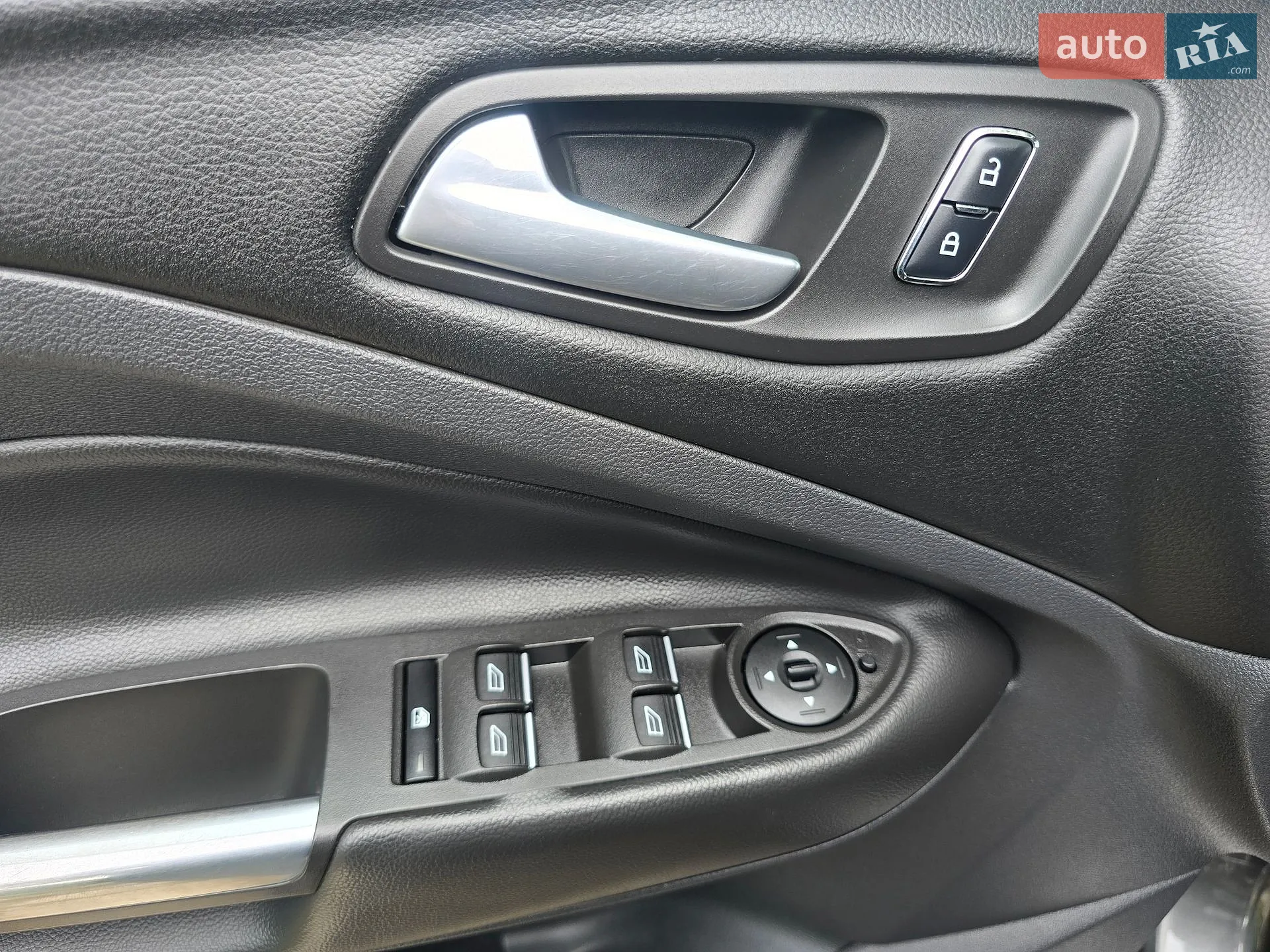 2016 Ford Kuga - мініатюра 29