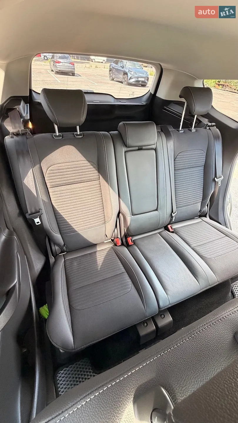 2021 Ford Kuga - мініатюра 19