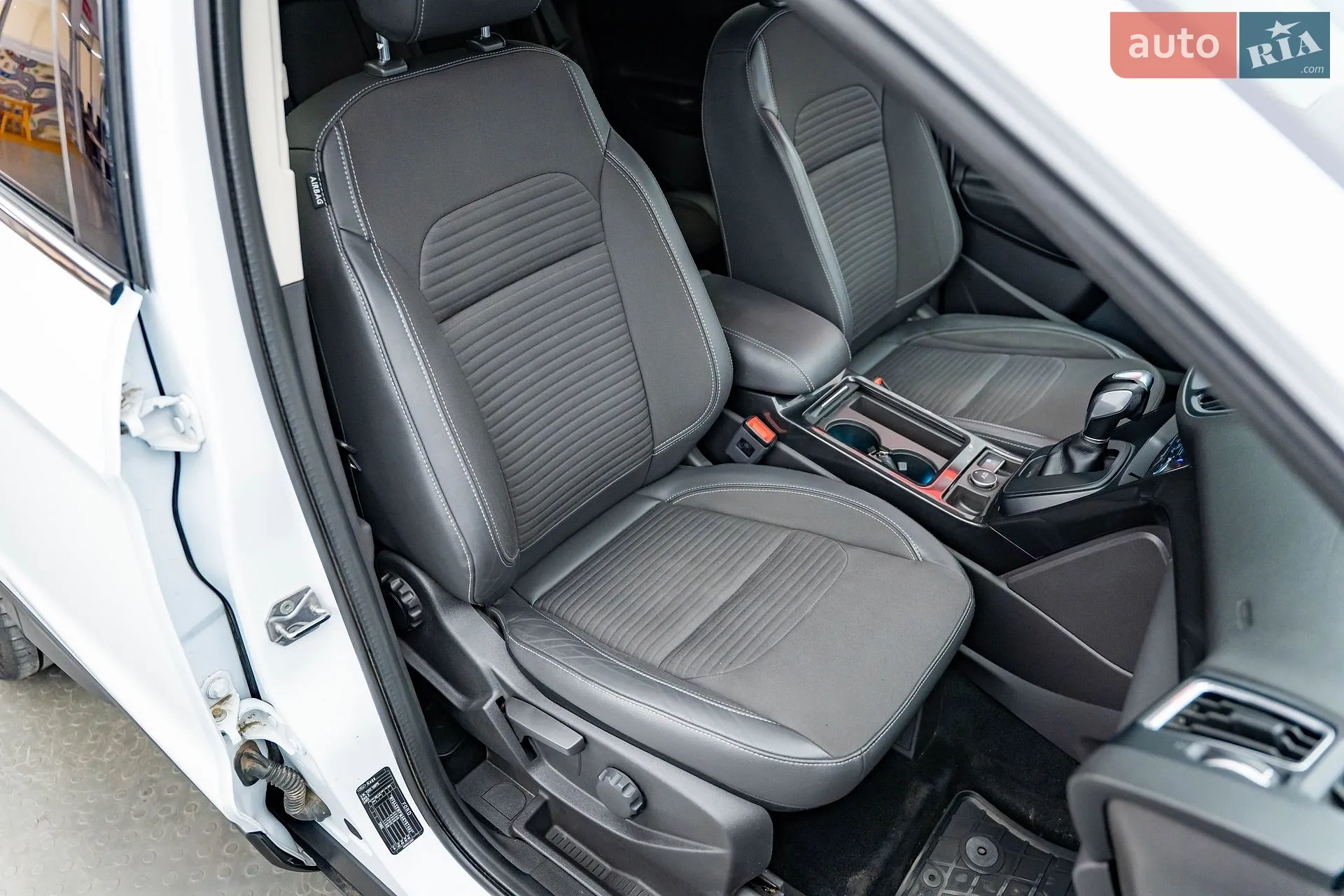 2019 Ford Kuga - мініатюра 22