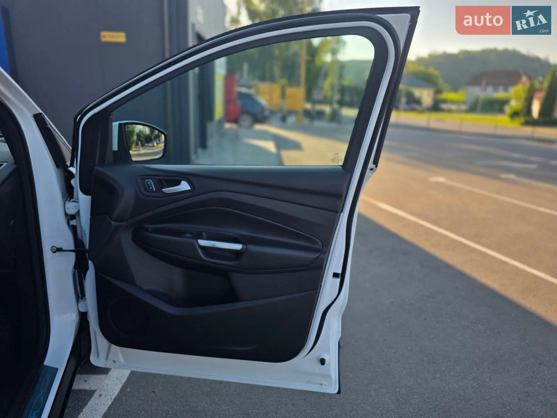 2019 Ford Kuga - мініатюра 35