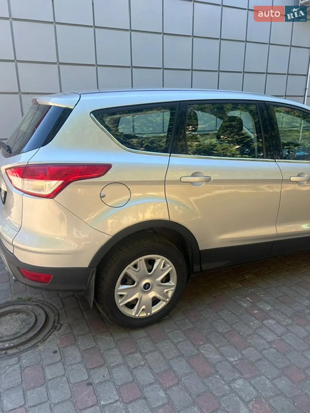 Ford Kuga 2016 VIN WF0AXXWPMAGE21156 фото оголошення 2 з 9