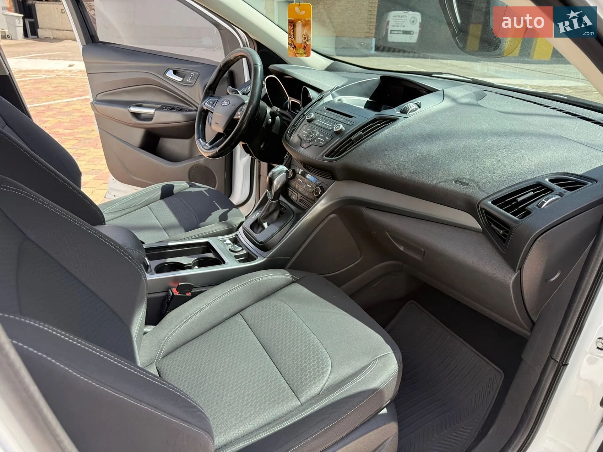 2017 Ford Kuga - мініатюра 21