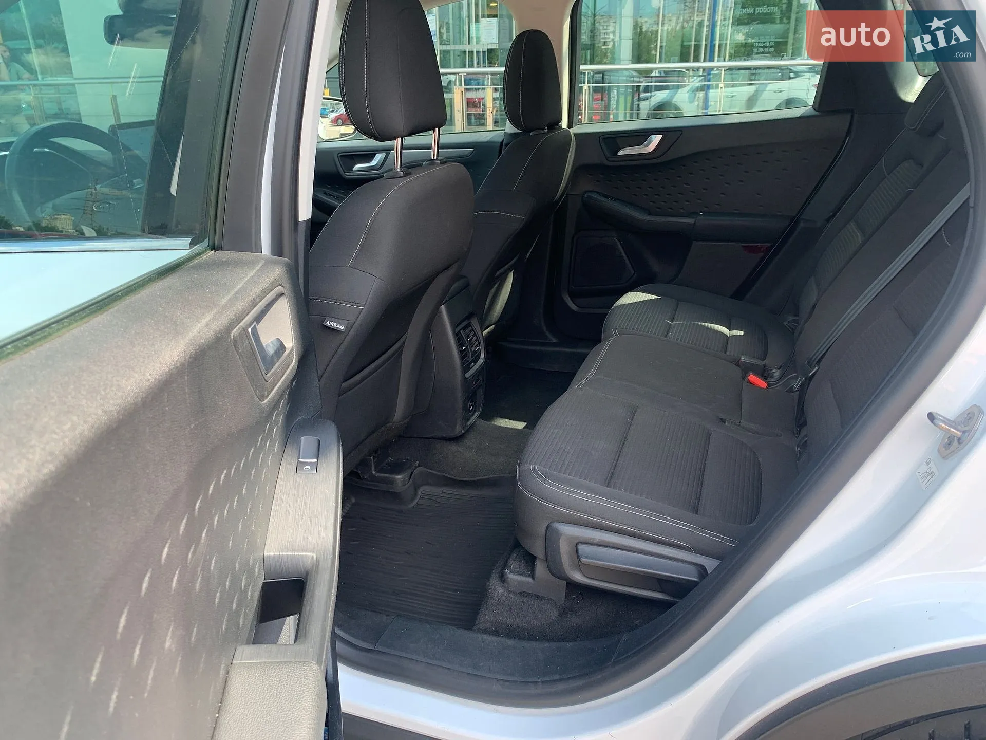 2020 Ford Kuga - мініатюра 32