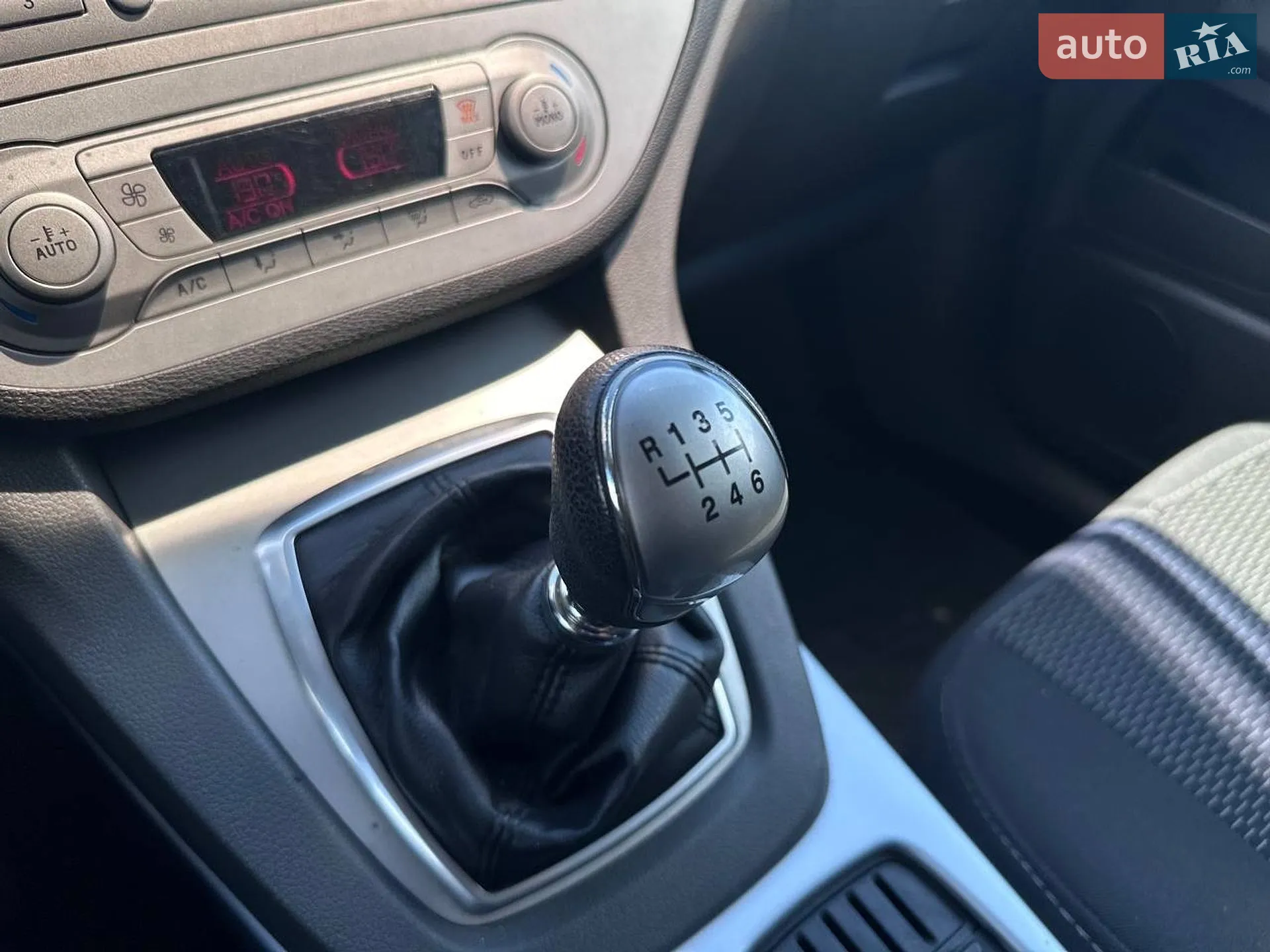 2012 Ford Kuga - мініатюра 17