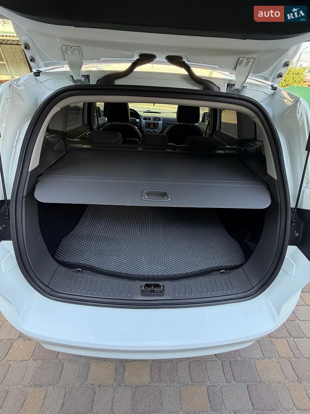 2010 Ford Kuga - мініатюра 18