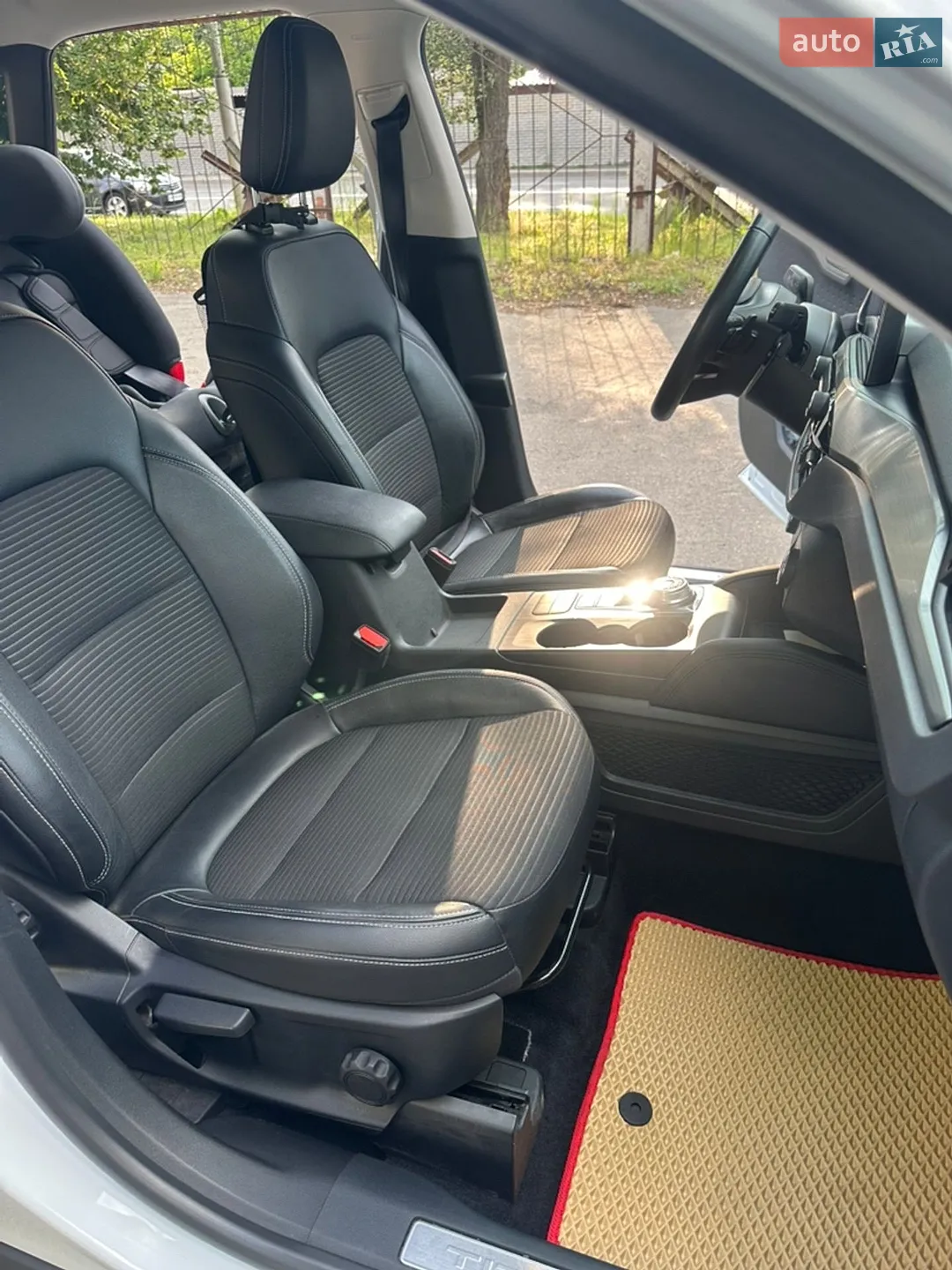 2020 Ford Kuga - мініатюра 8