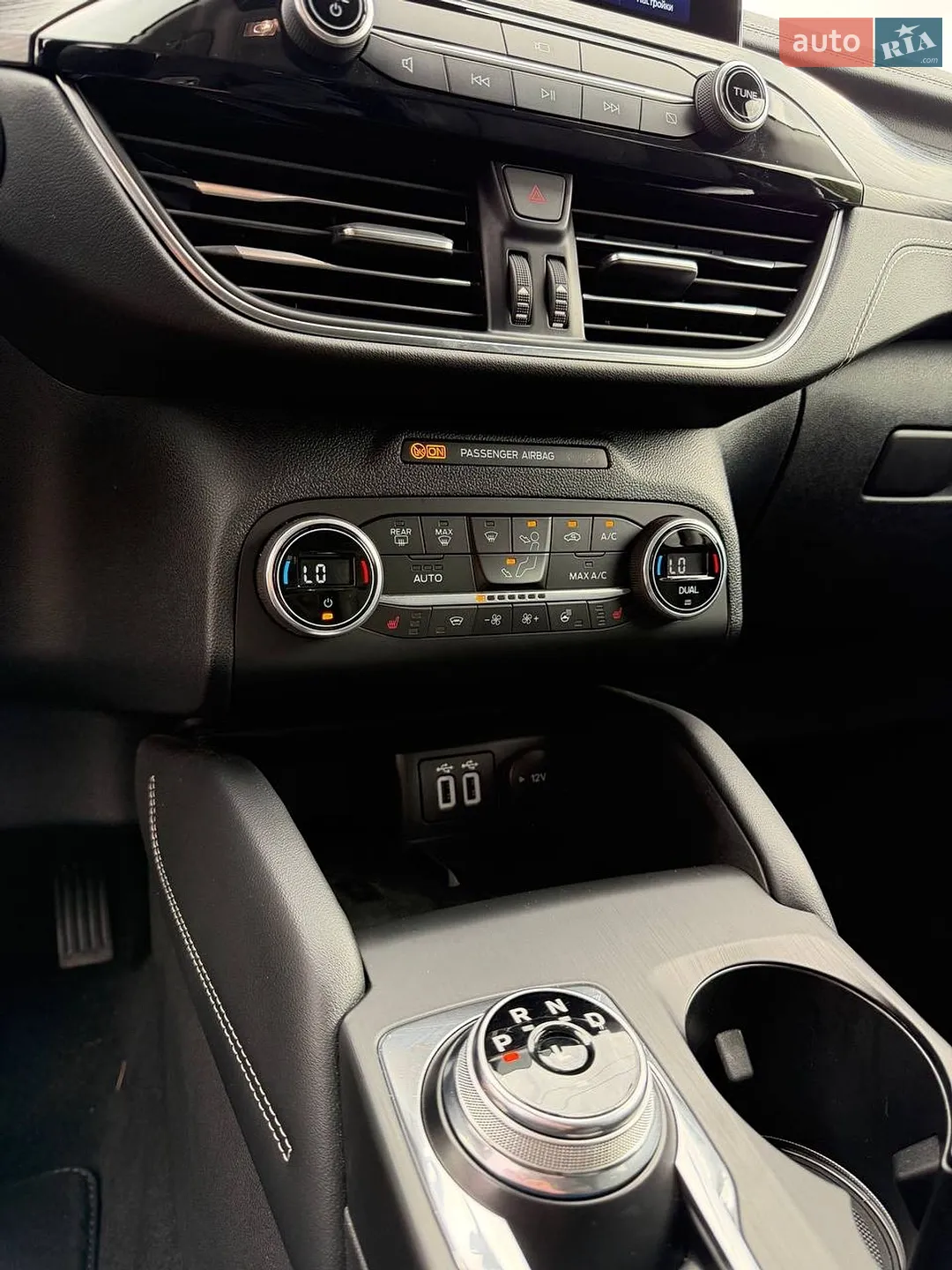 2021 Ford Kuga - мініатюра 27