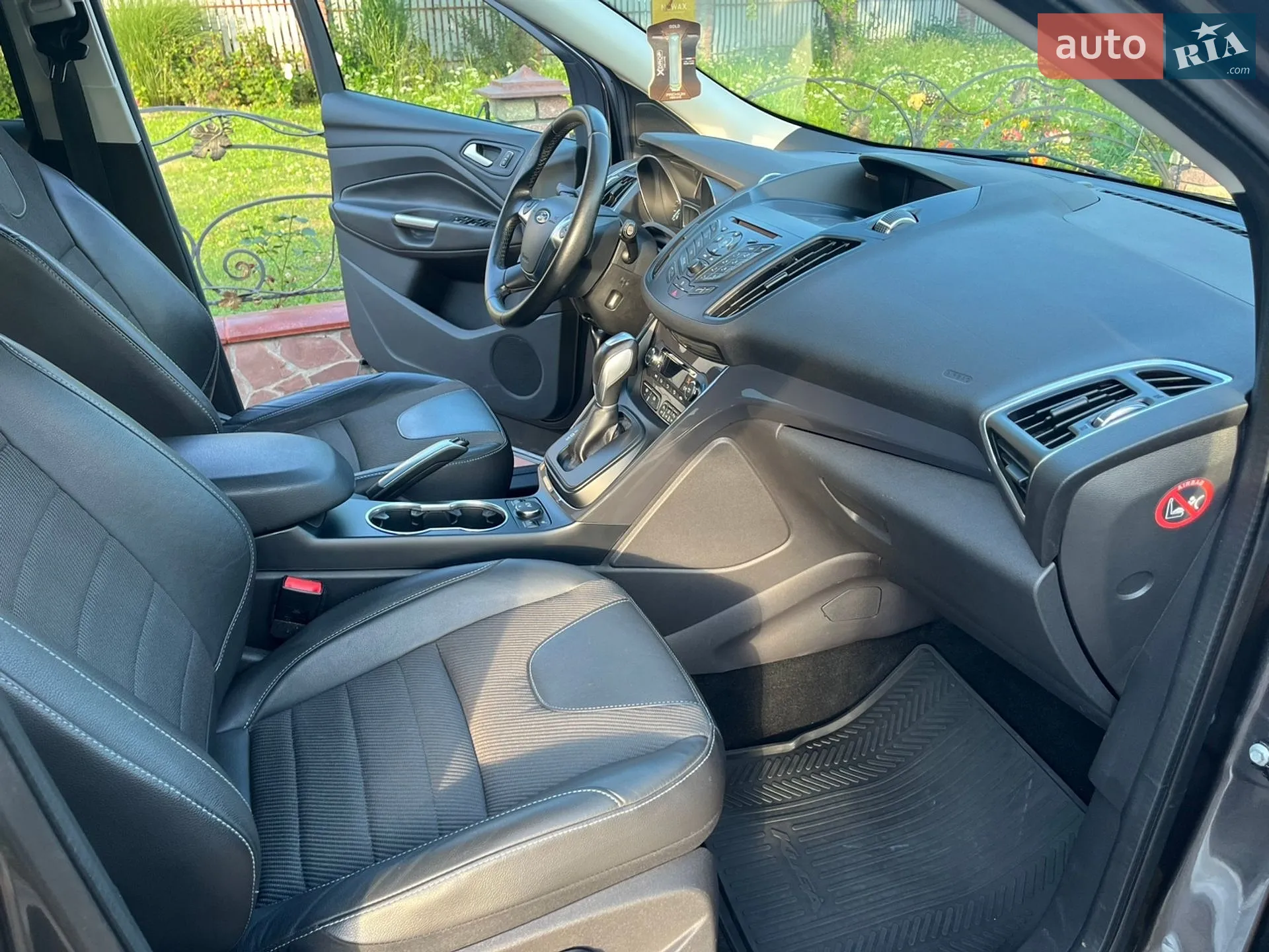2016 Ford Kuga - мініатюра 28