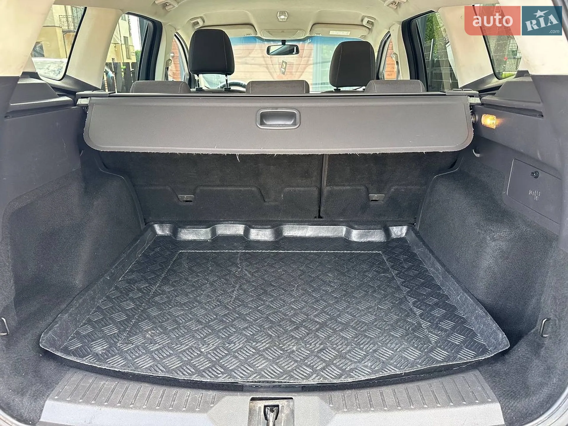 2013 Ford Kuga - мініатюра 38