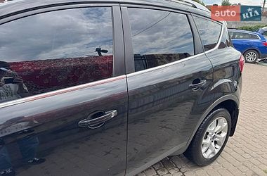 Позашляховик / Кросовер Ford Kuga 2012 в Винниках