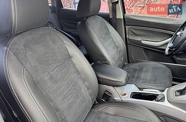Позашляховик / Кросовер Ford Kuga 2012 в Винниках