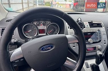 Позашляховик / Кросовер Ford Kuga 2012 в Винниках