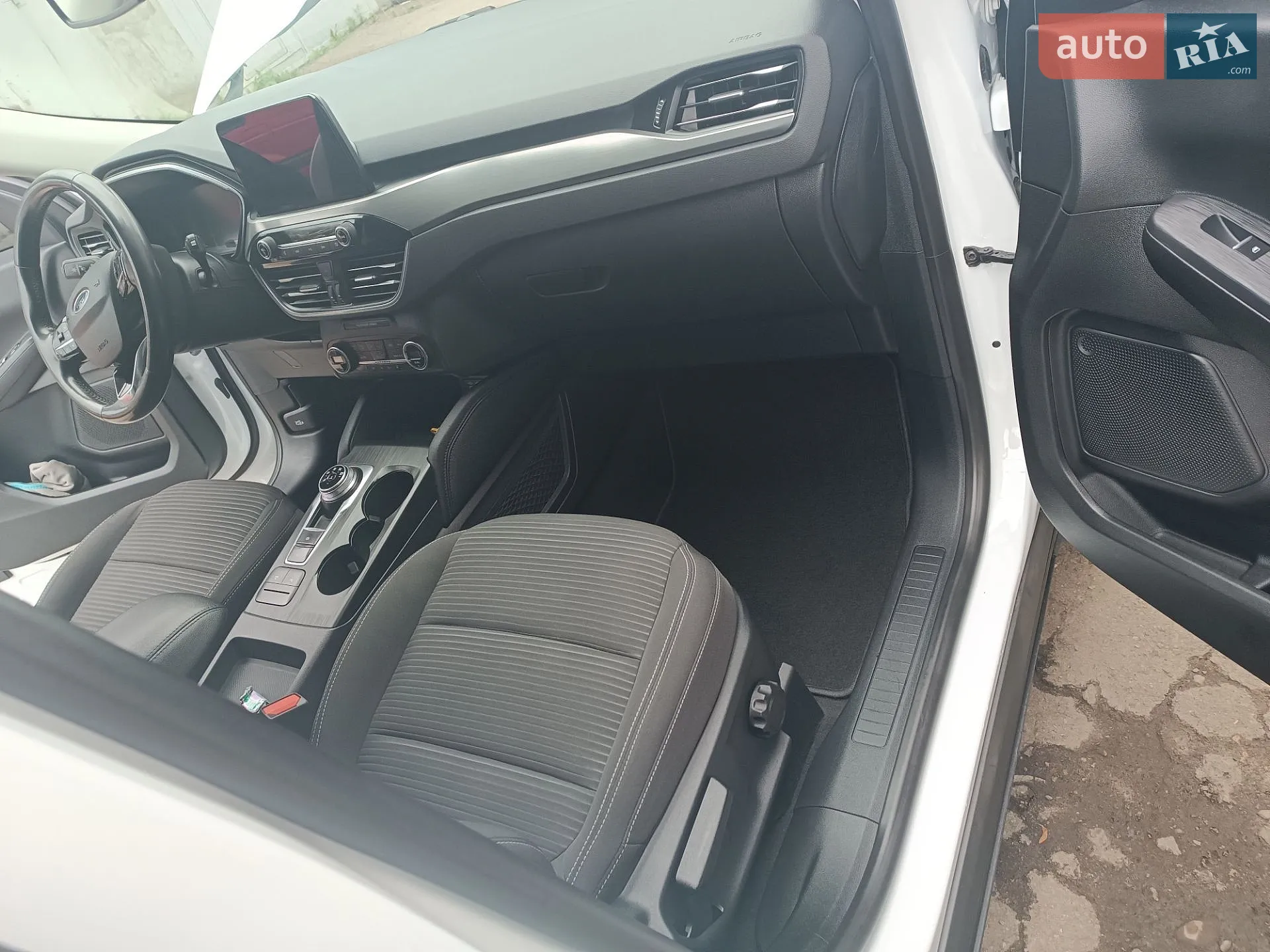 2021 Ford Kuga - мініатюра 48