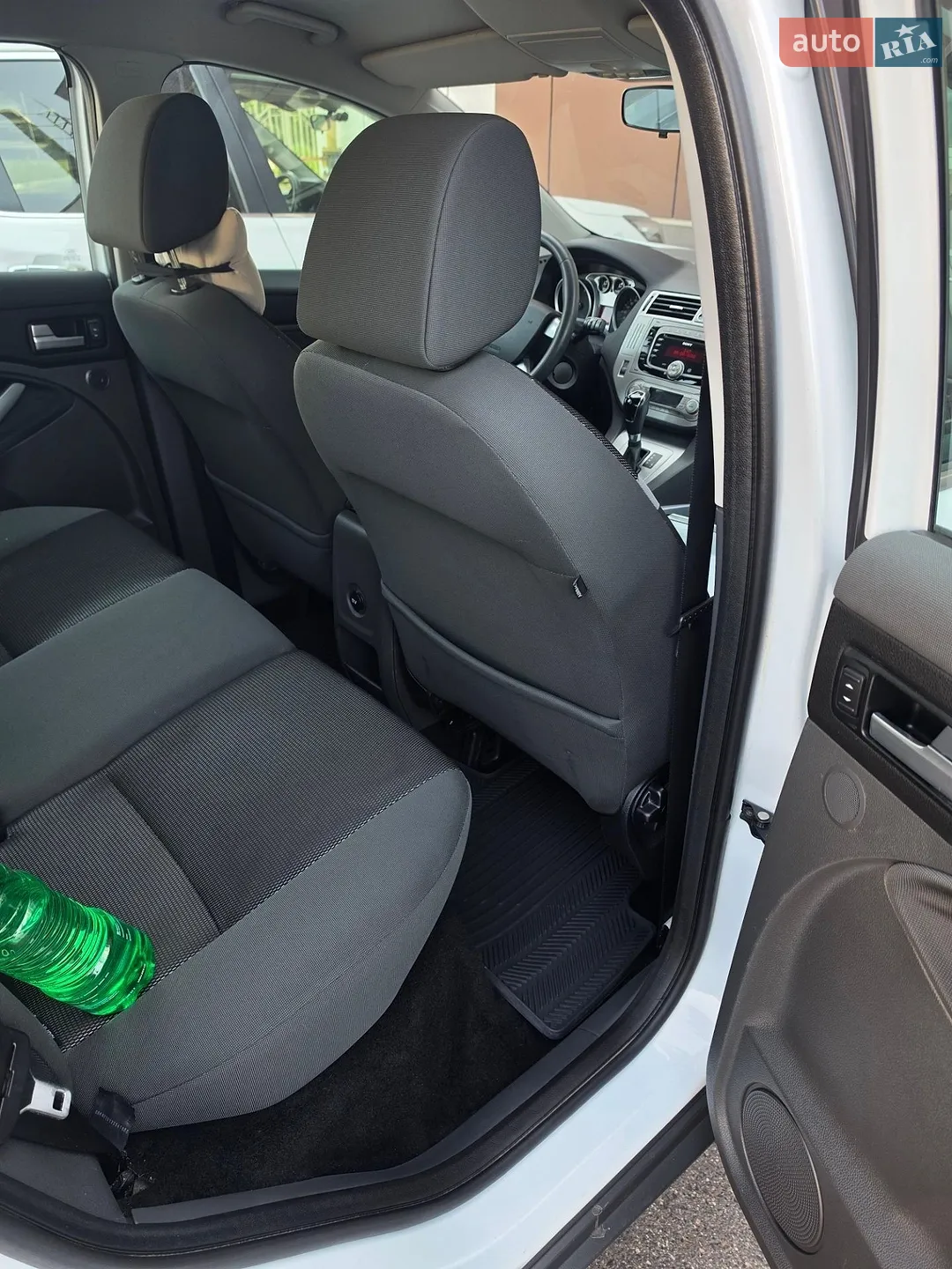 2010 Ford Kuga - мініатюра 17