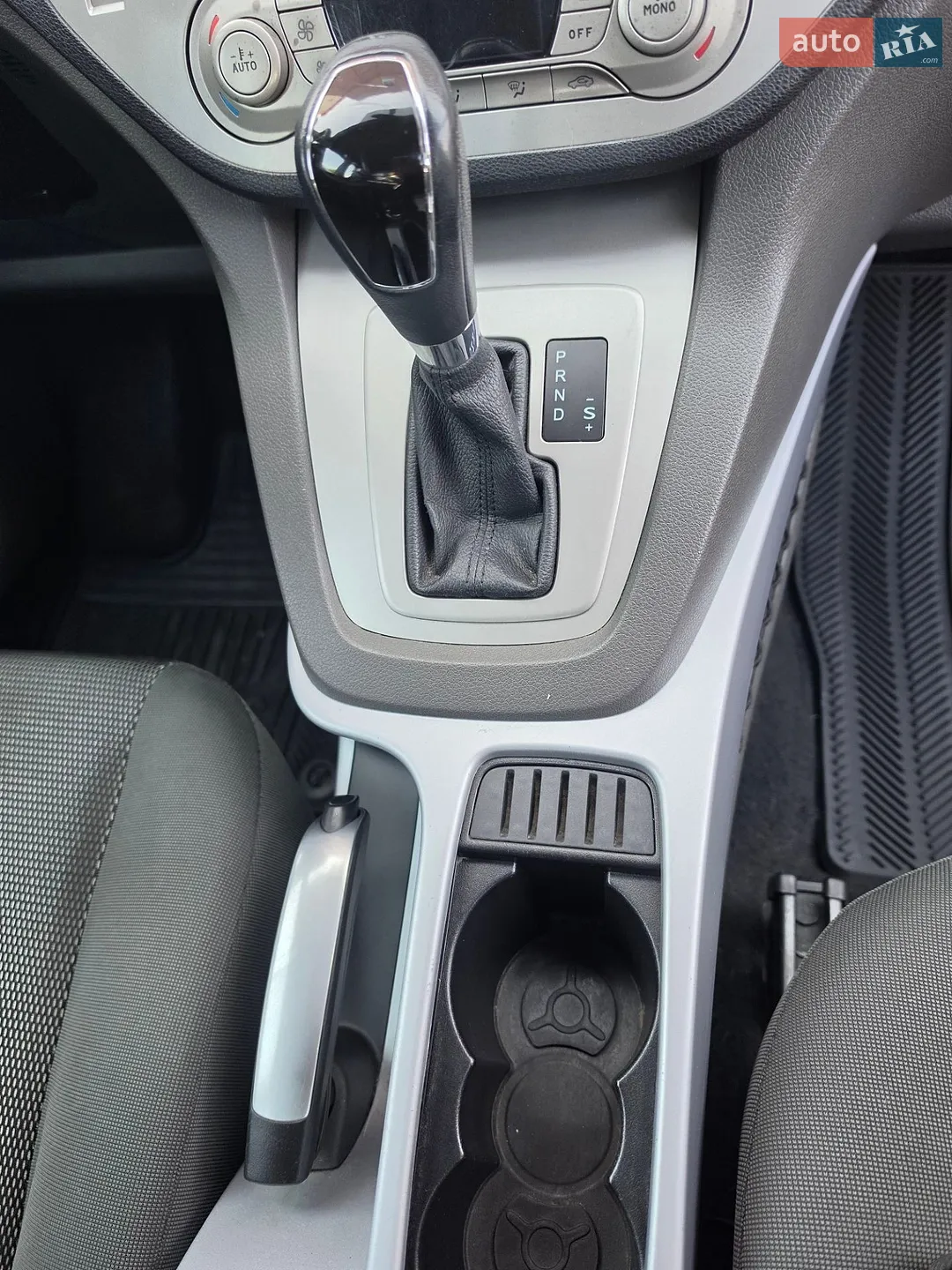 2010 Ford Kuga - мініатюра 23