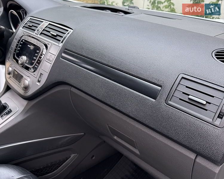 Внедорожник / Кроссовер Ford Kuga 2010 в Межгорье