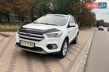 Внедорожник / Кроссовер Ford Kuga 2019 в Киеве