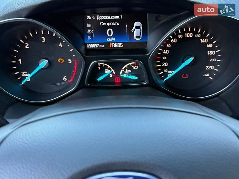 Позашляховик / Кросовер Ford Kuga 2017 в Дніпрі