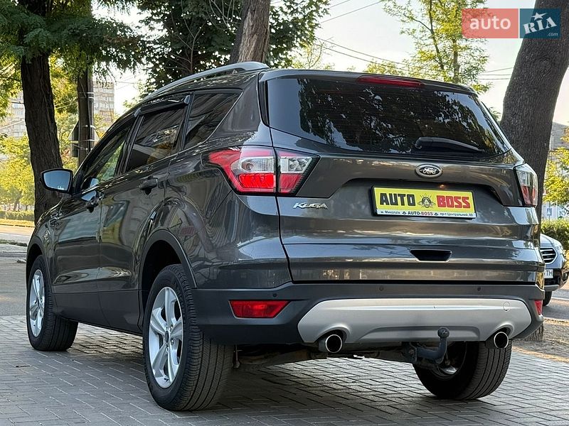 Позашляховик / Кросовер Ford Kuga 2019 в Миколаєві