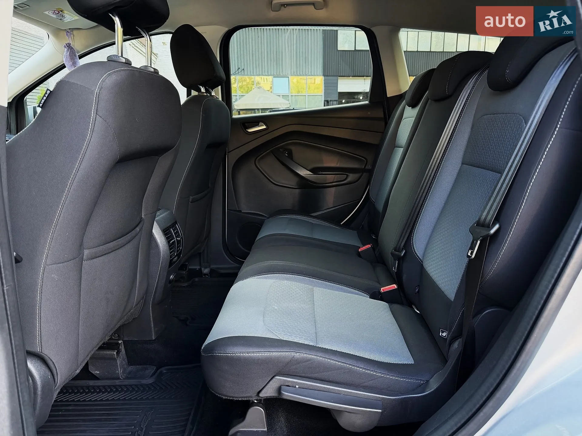 2016 Ford Kuga - мініатюра 28