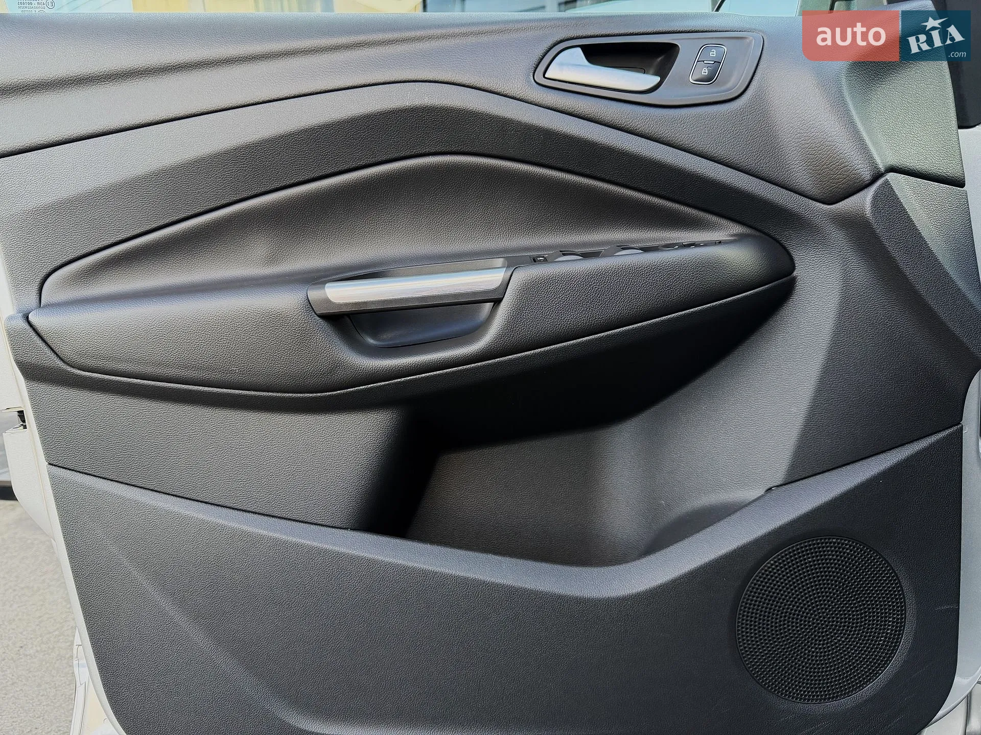 2016 Ford Kuga - мініатюра 25
