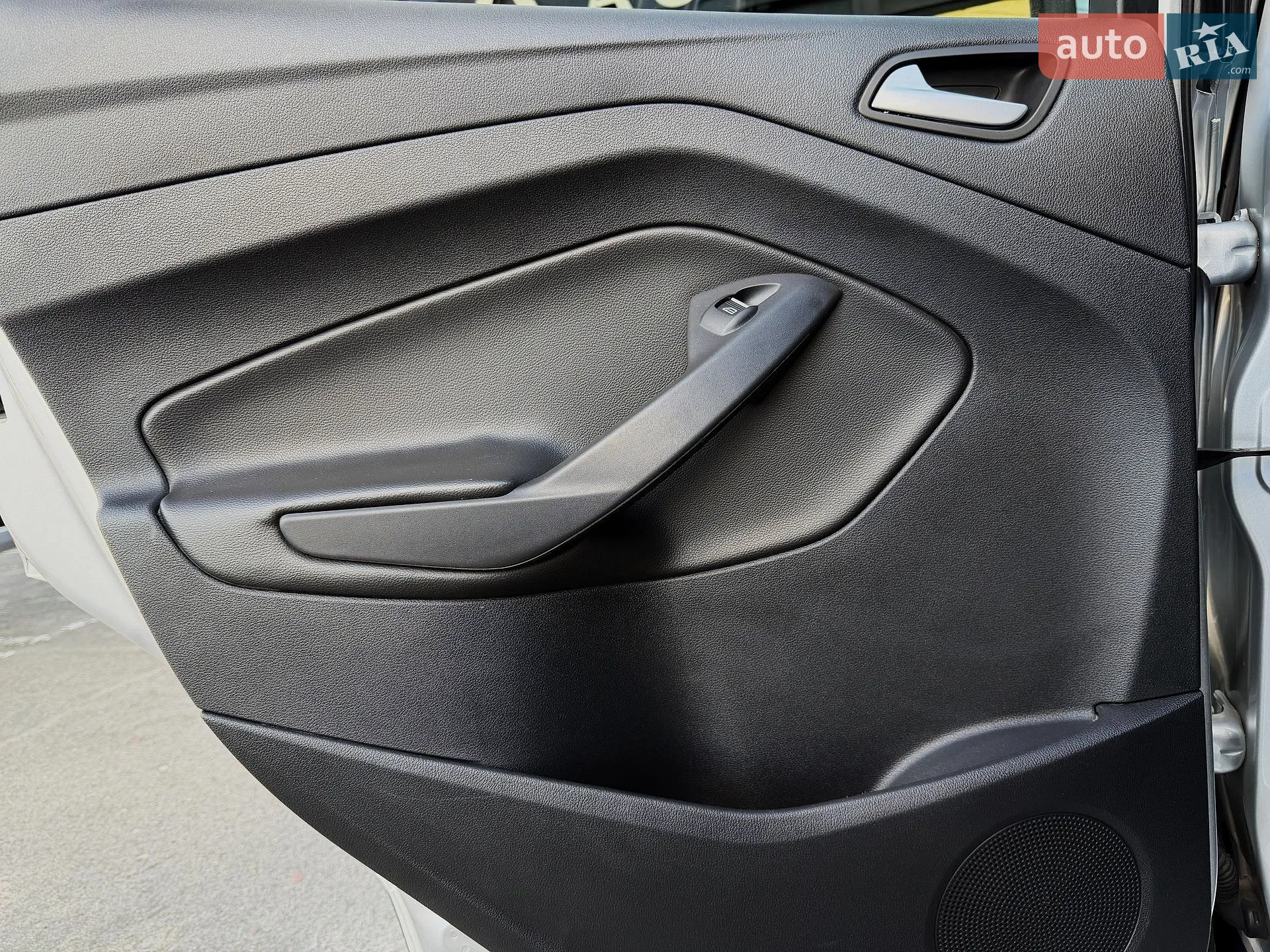 2016 Ford Kuga - мініатюра 27