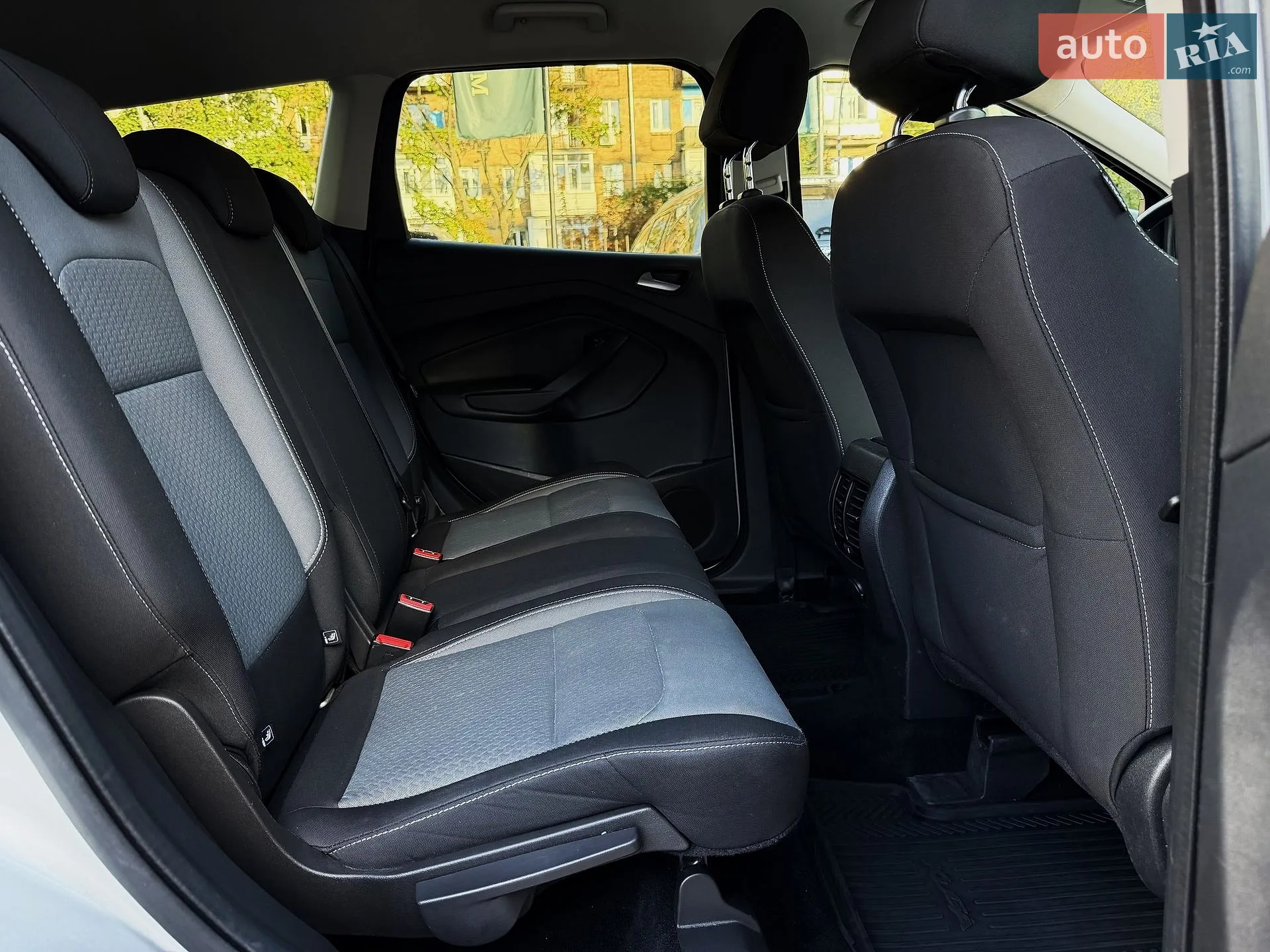 2016 Ford Kuga - мініатюра 30