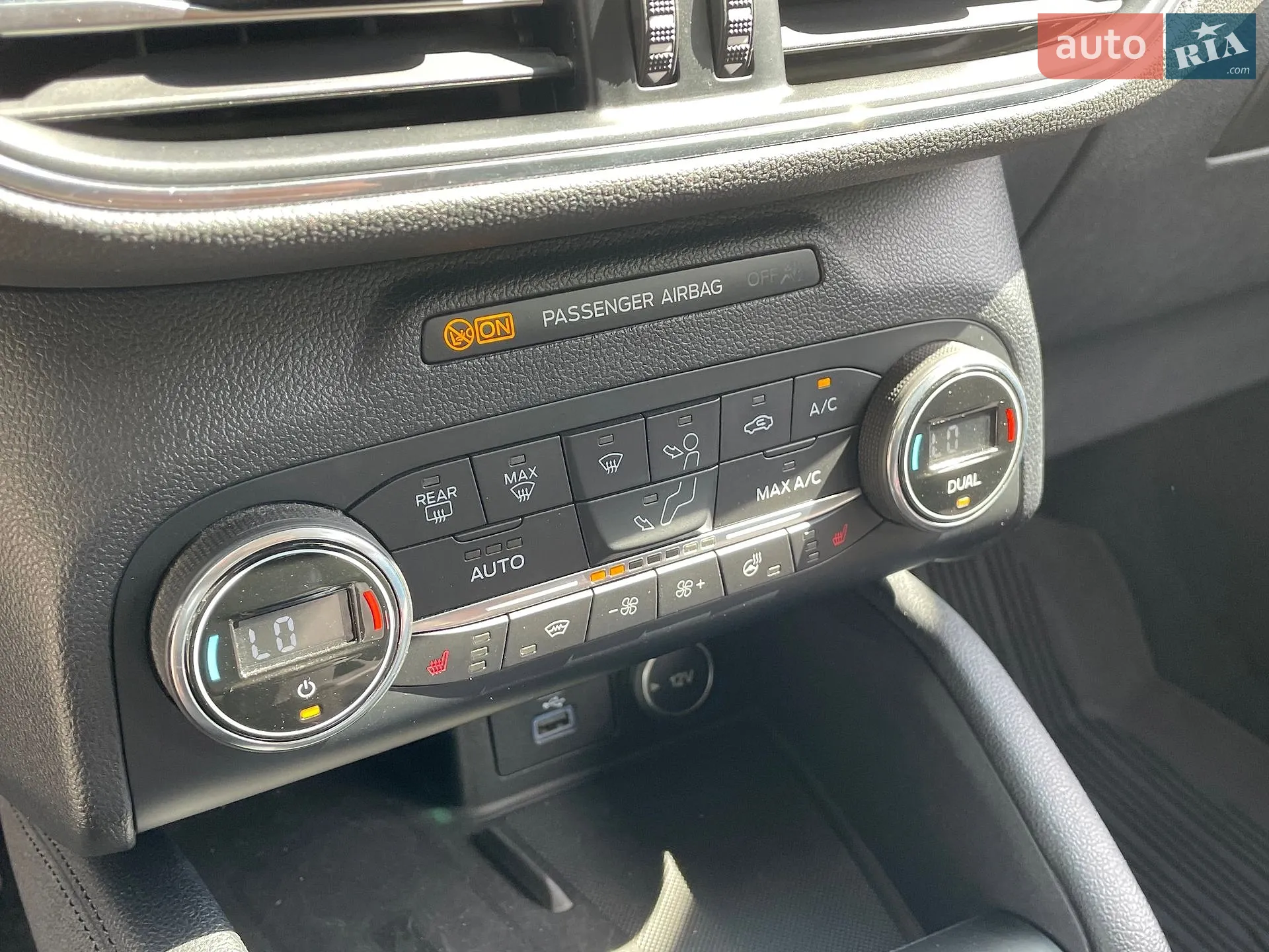 2020 Ford Kuga - мініатюра 13