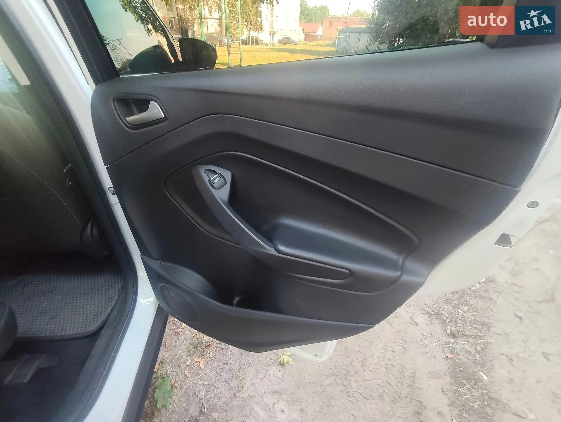 2016 Ford Kuga - мініатюра 25