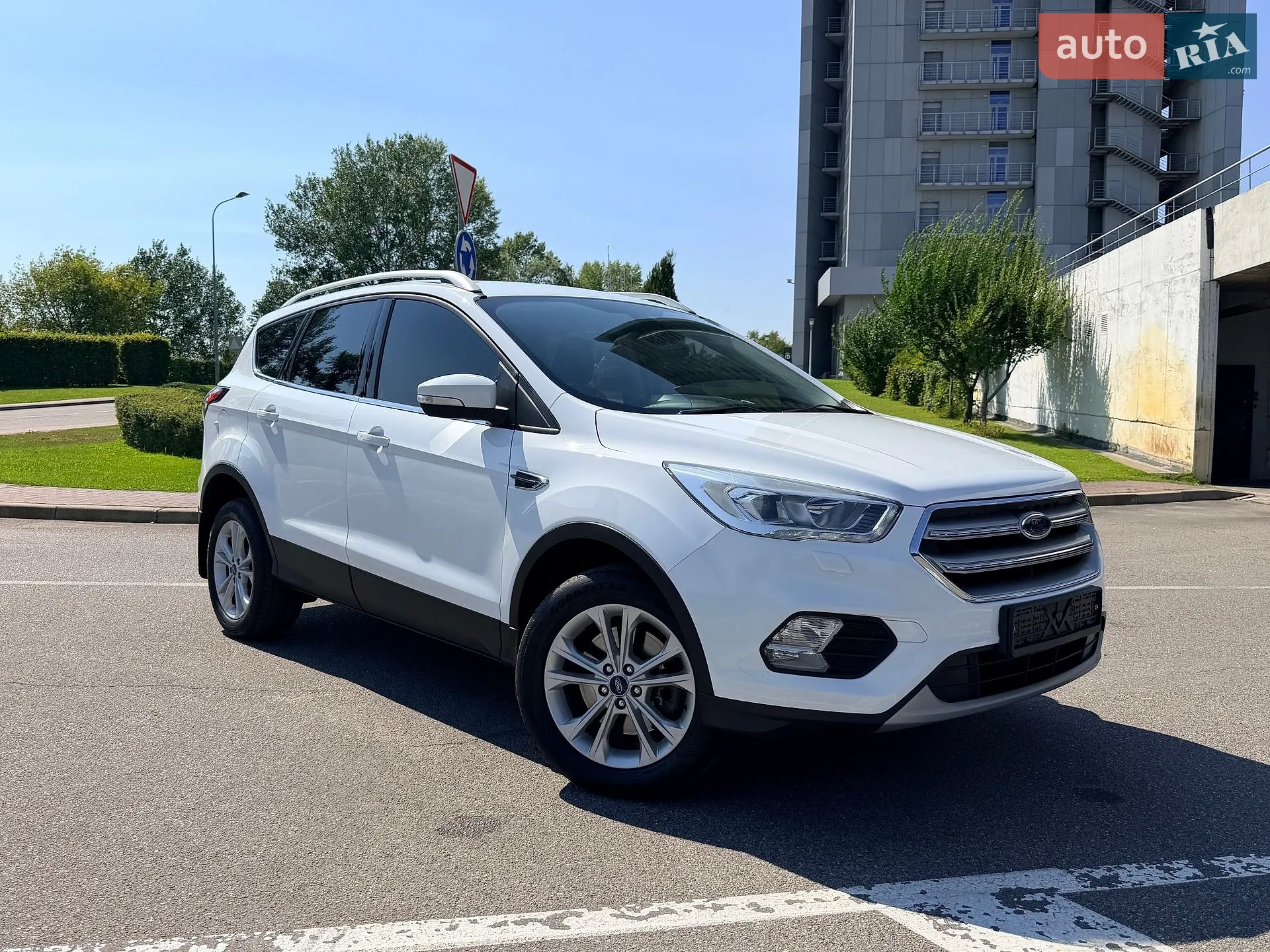 2019 Ford Kuga - мініатюра 24