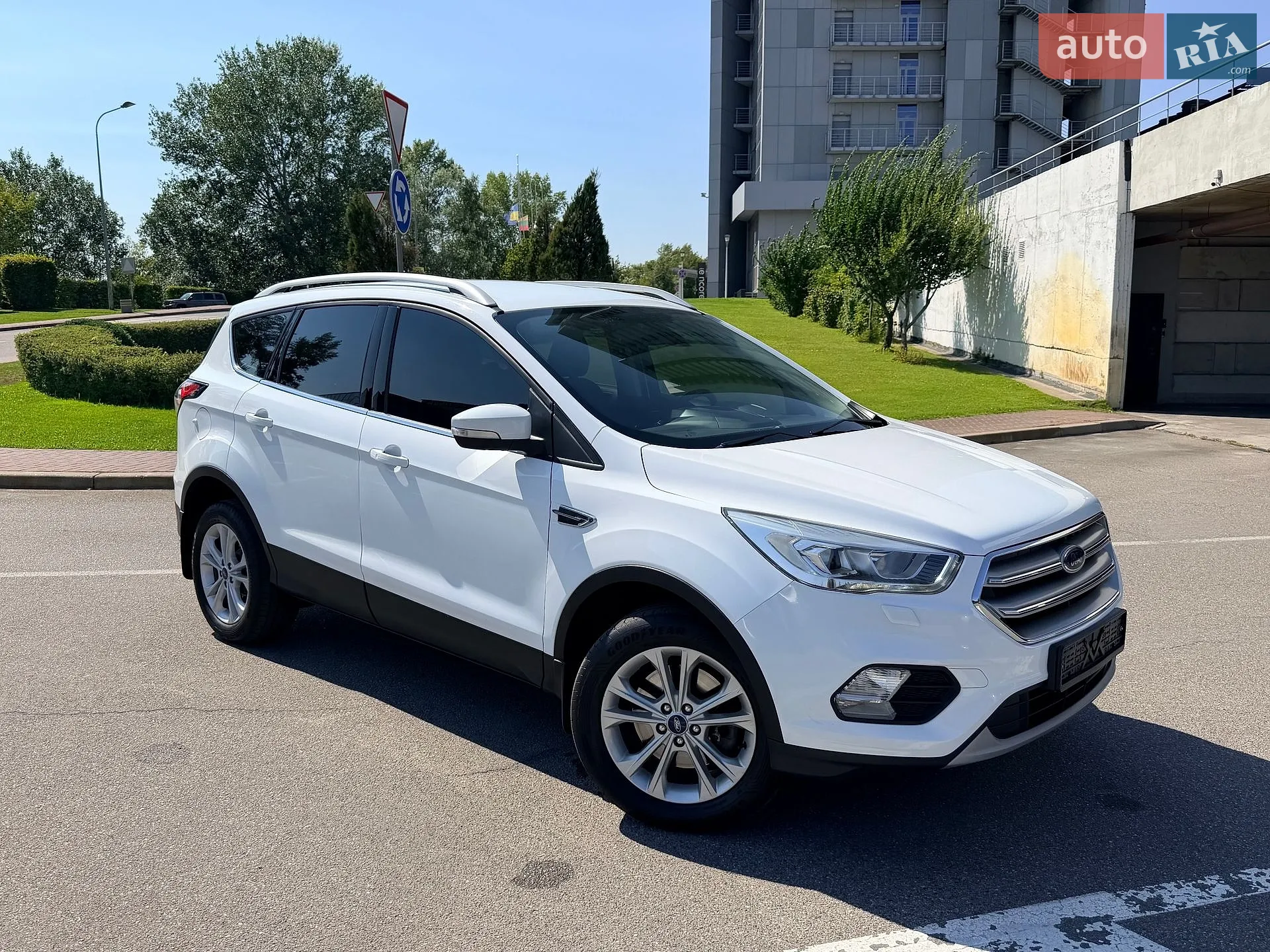 2019 Ford Kuga - мініатюра 25