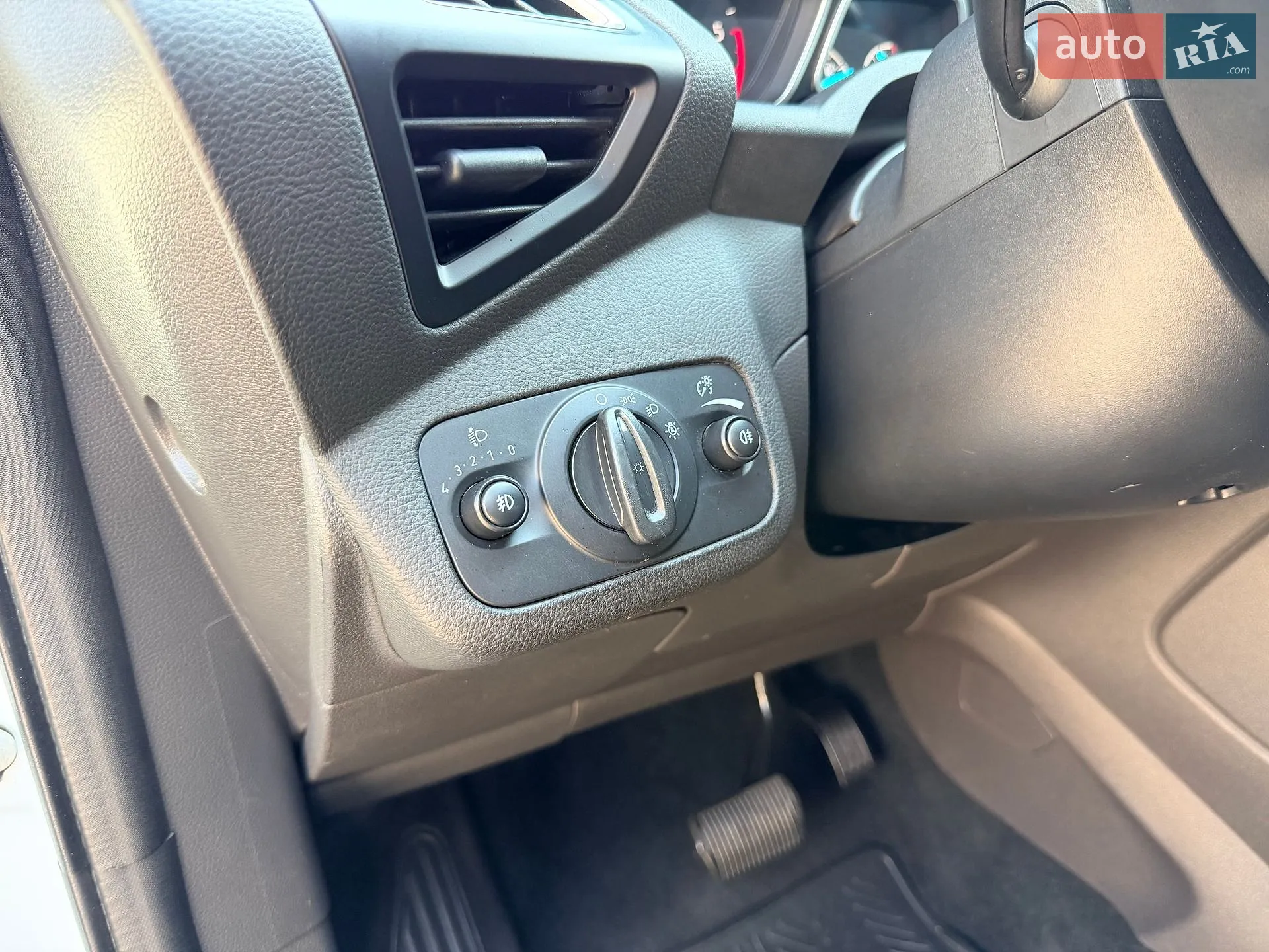 2019 Ford Kuga - мініатюра 47