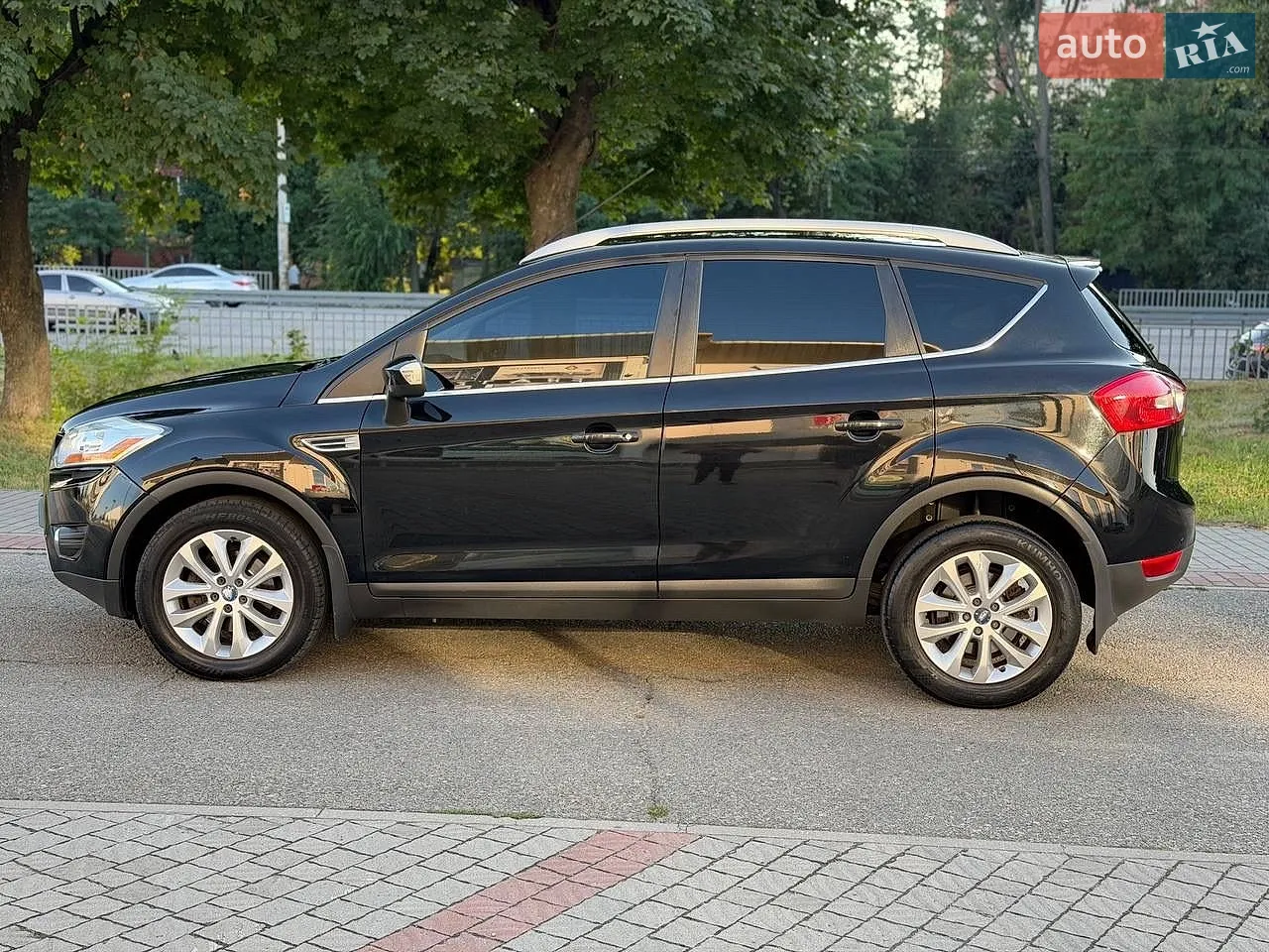 2010 Ford Kuga - мініатюра 10