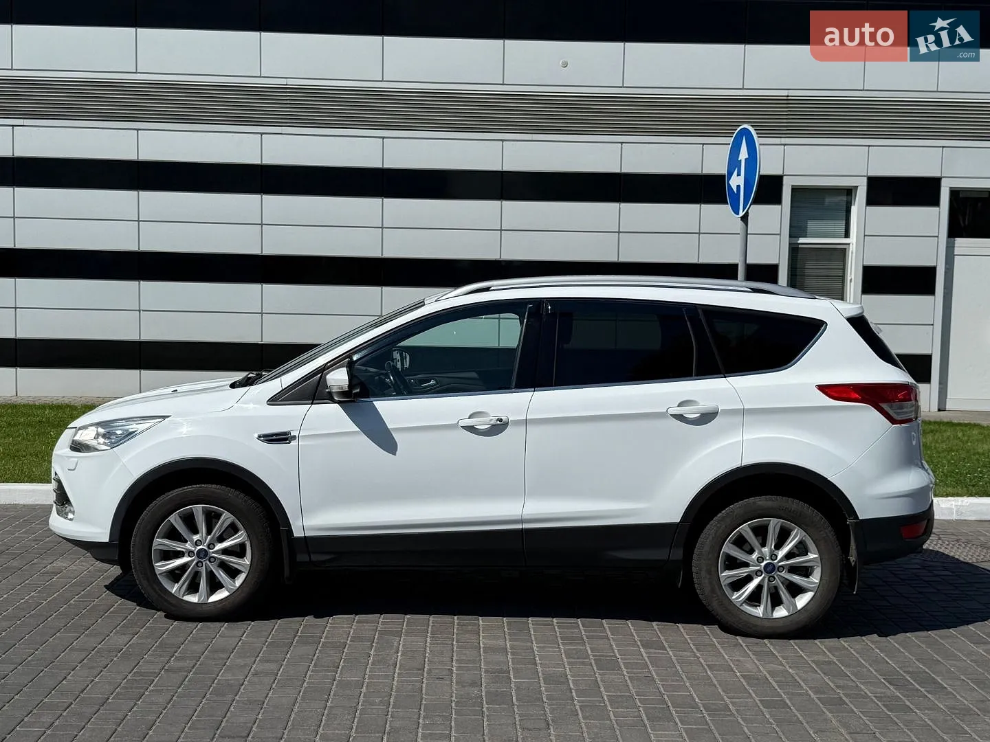 2016 Ford Kuga - мініатюра 24
