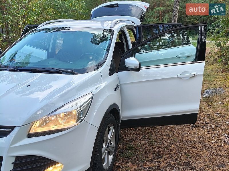 Позашляховик / Кросовер Ford Kuga 2013 в Житомирі