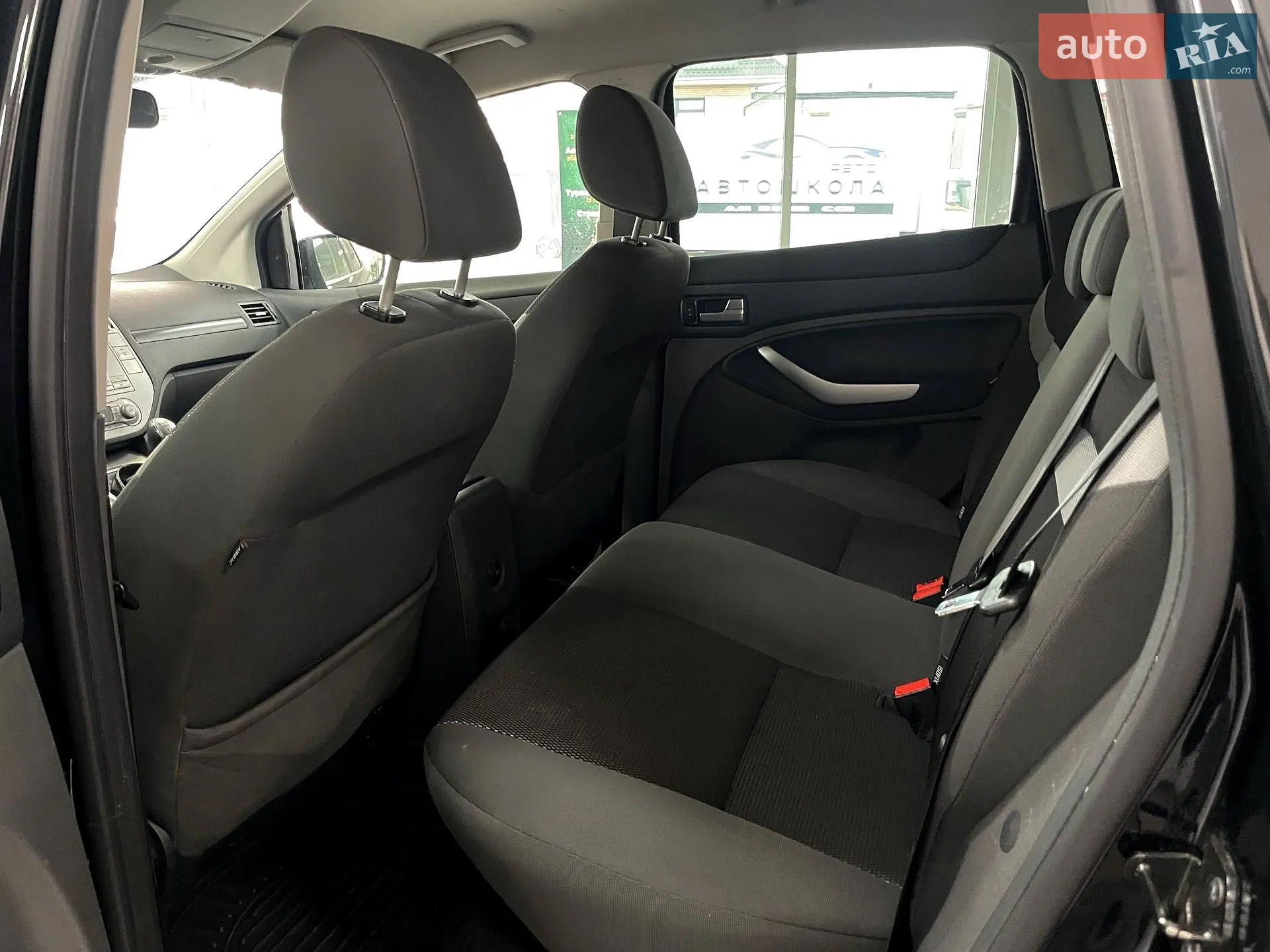 2011 Ford Kuga - мініатюра 29