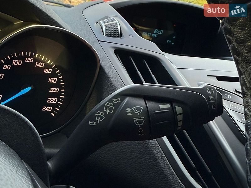 Позашляховик / Кросовер Ford Kuga 2014 в Бершаді