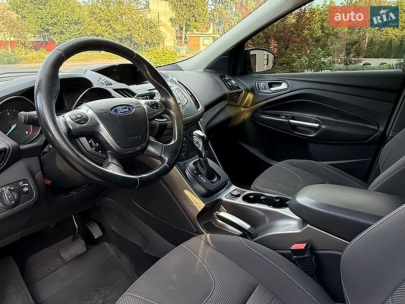 Позашляховик / Кросовер Ford Kuga 2014 в Бершаді