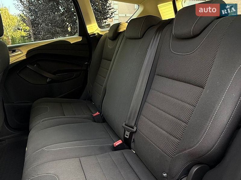 Позашляховик / Кросовер Ford Kuga 2014 в Бершаді